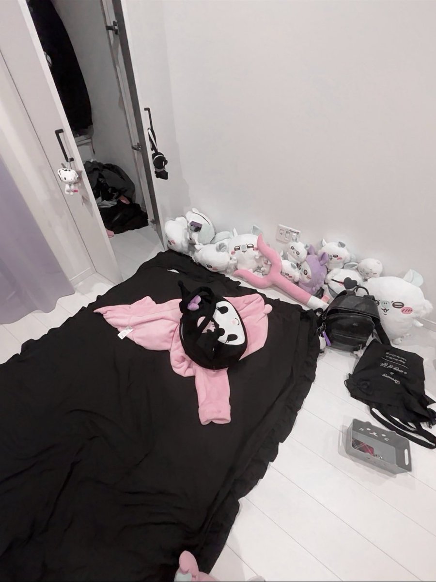 ☠しど🖤地雷系コンカフェベル 名古屋栄 tweet media