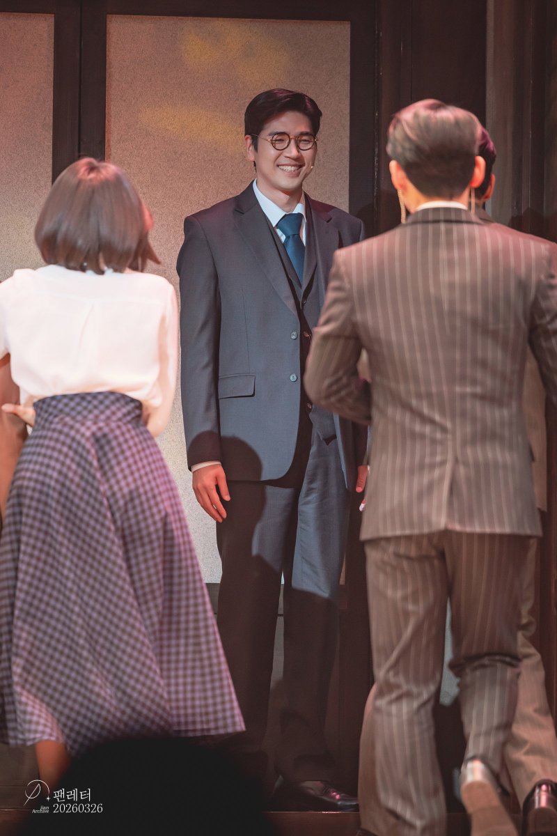 iian VIOLET tweet media