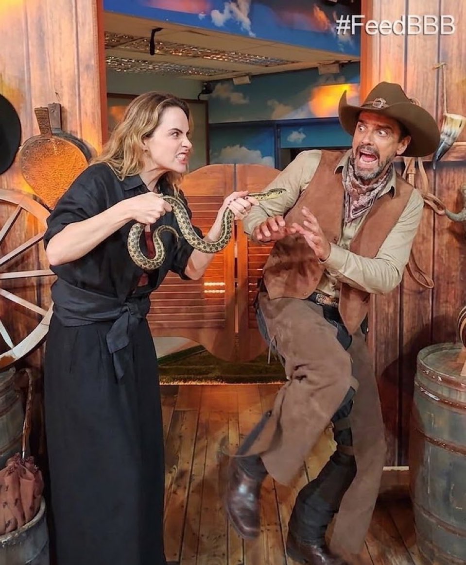 guto_quer_milf@outlook.com 📟 tweet media