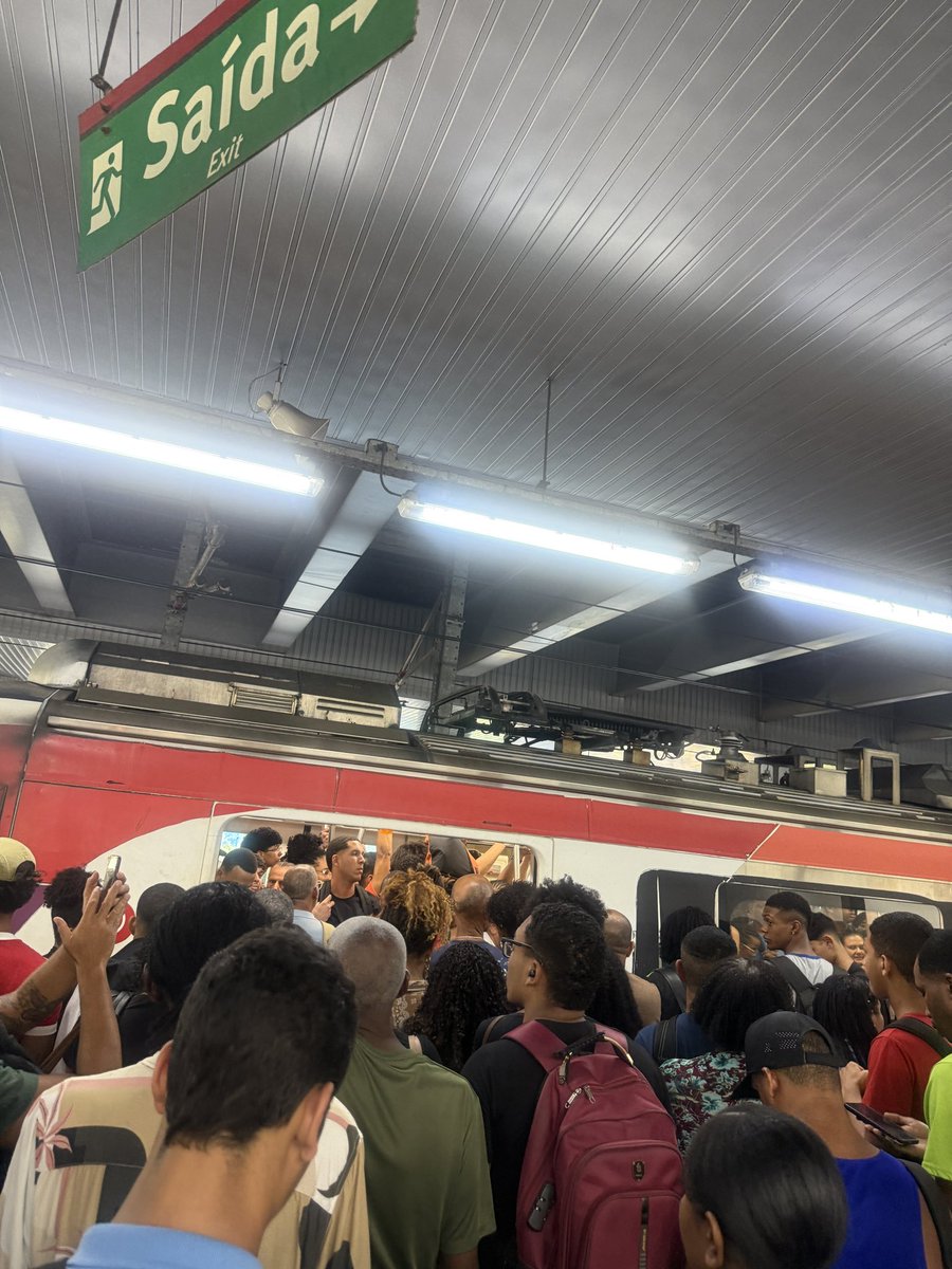 henriquinho tweet media