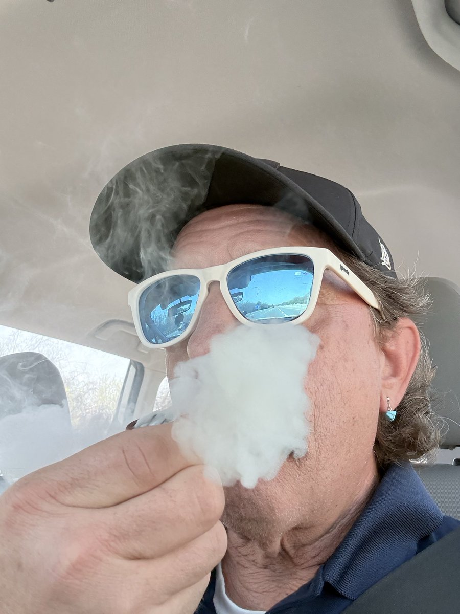 stoned_dawg's tweet image. Weed work🔥🔥🔥#420friendly #420community #StonerFam