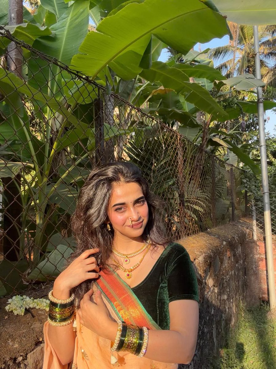 dude 🌚 tweet media