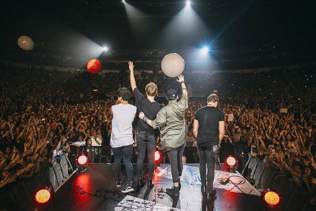 5SOS UPDATES ★ tweet media