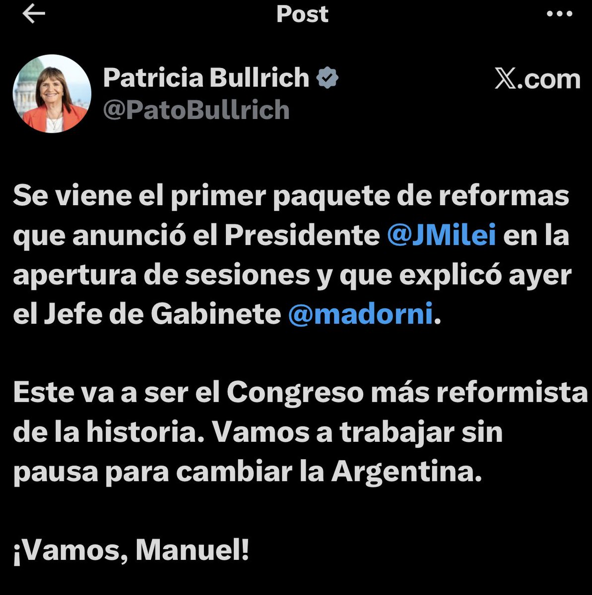 La Delirante 😉 tweet media