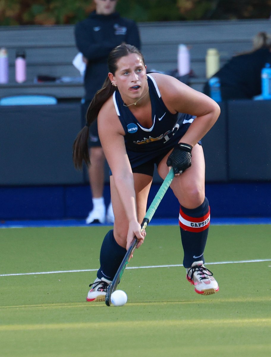 DrexelFH's tweet photo. Congratulations to Natali Foster on being named Drexel’s Female CAA Scholar-Athlete of the Year! 🐉📚 https://t.co/09EOrxFCnK