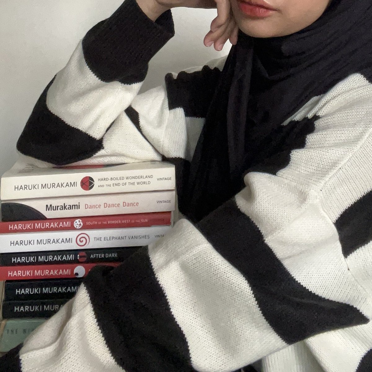 maeve ᓚᘏᗢ tweet media