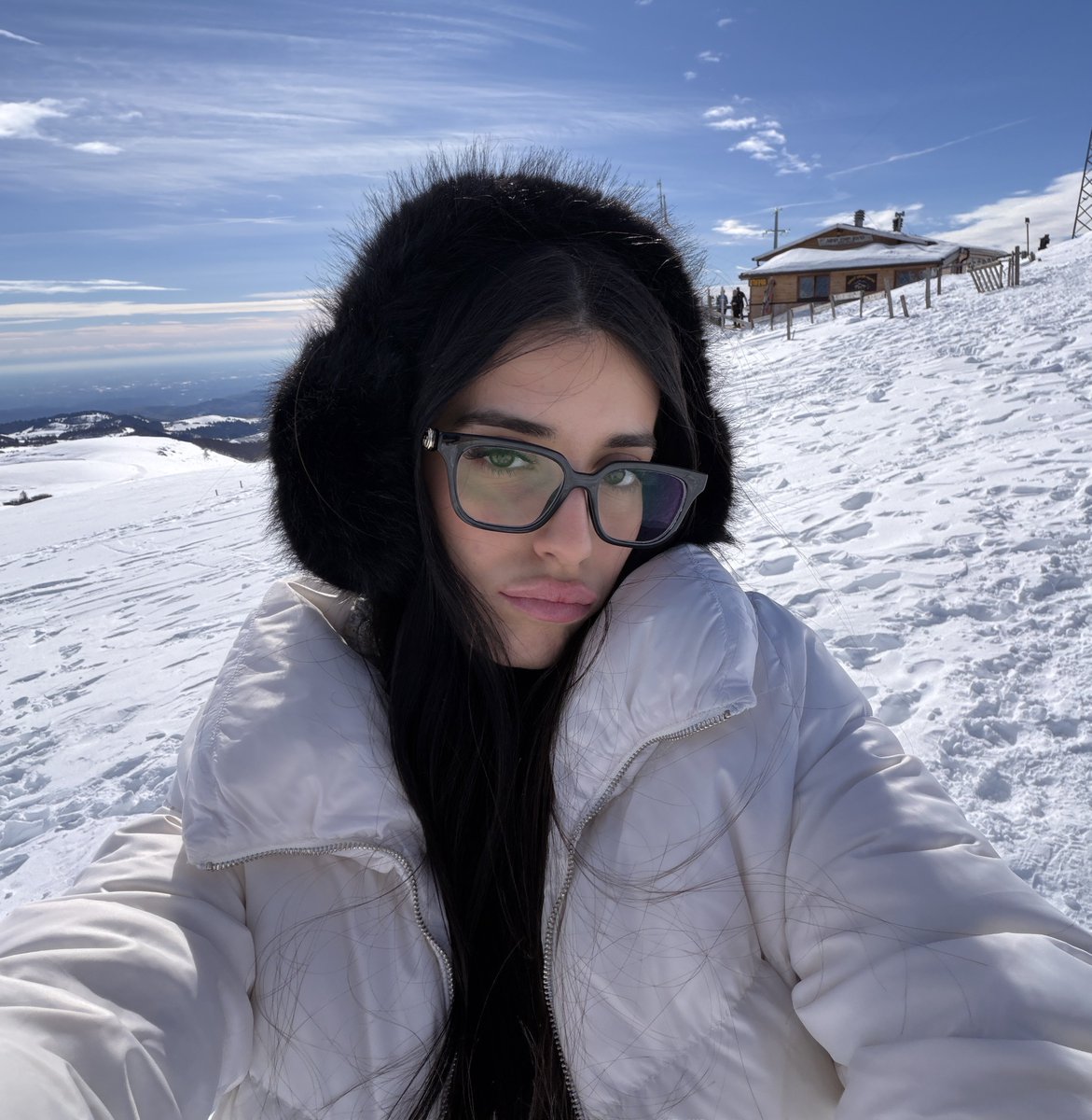 chiara²⁸ tweet media