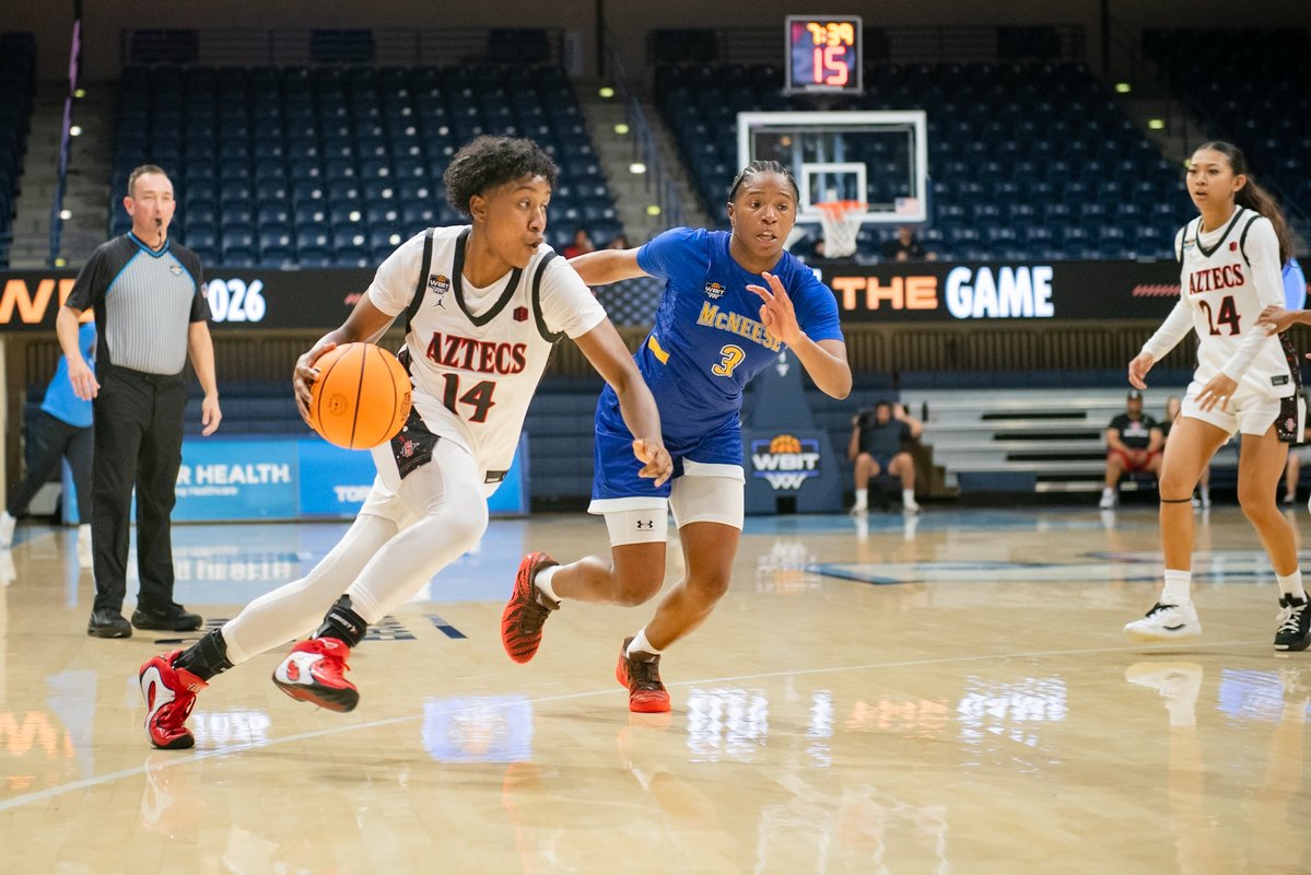 just_amy_that_is_all tweet media