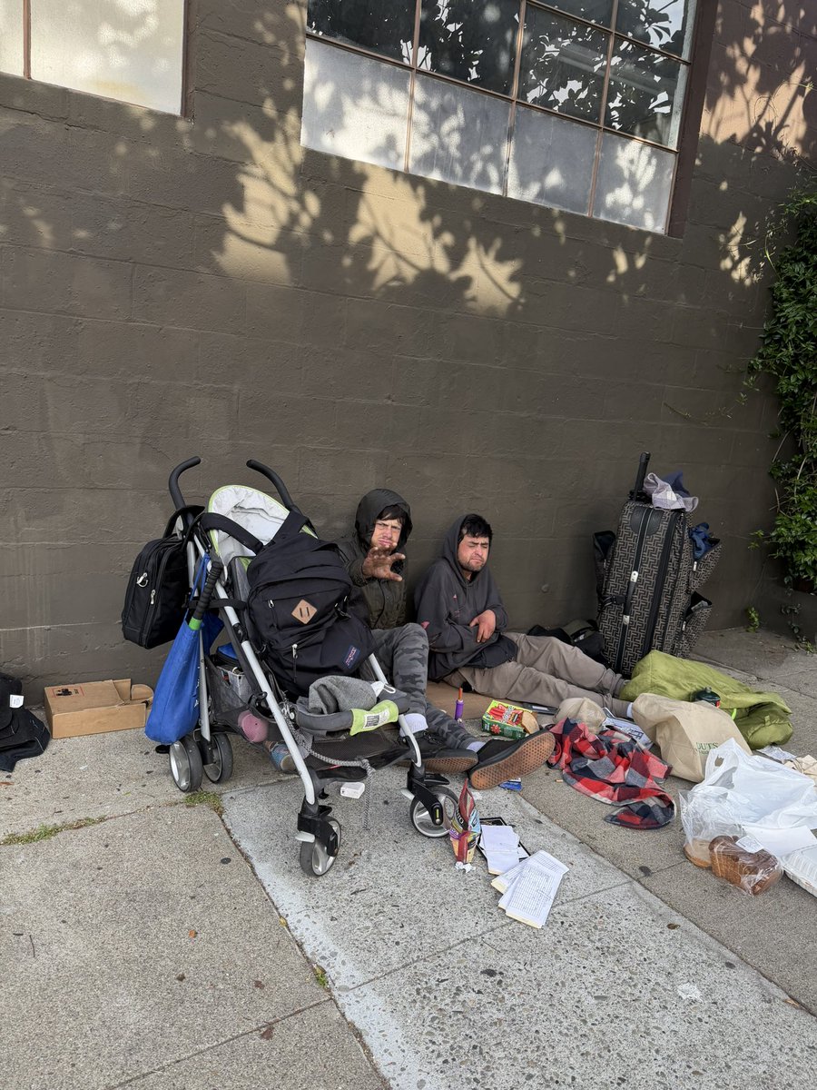 1r0nm41d3n tweet media