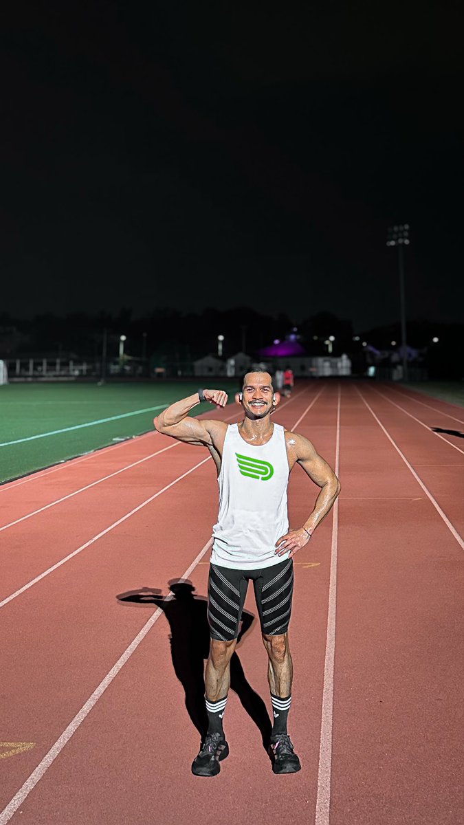 nicezam's tweet photo. training night 🏃🏻‍➡️

tapi citer nya sekarang ni, ko lari track je mana datang EG tu 😅🤣
tanda2 nak kene beli jam baru ke ni. https://t.co/54rt8Oh66i