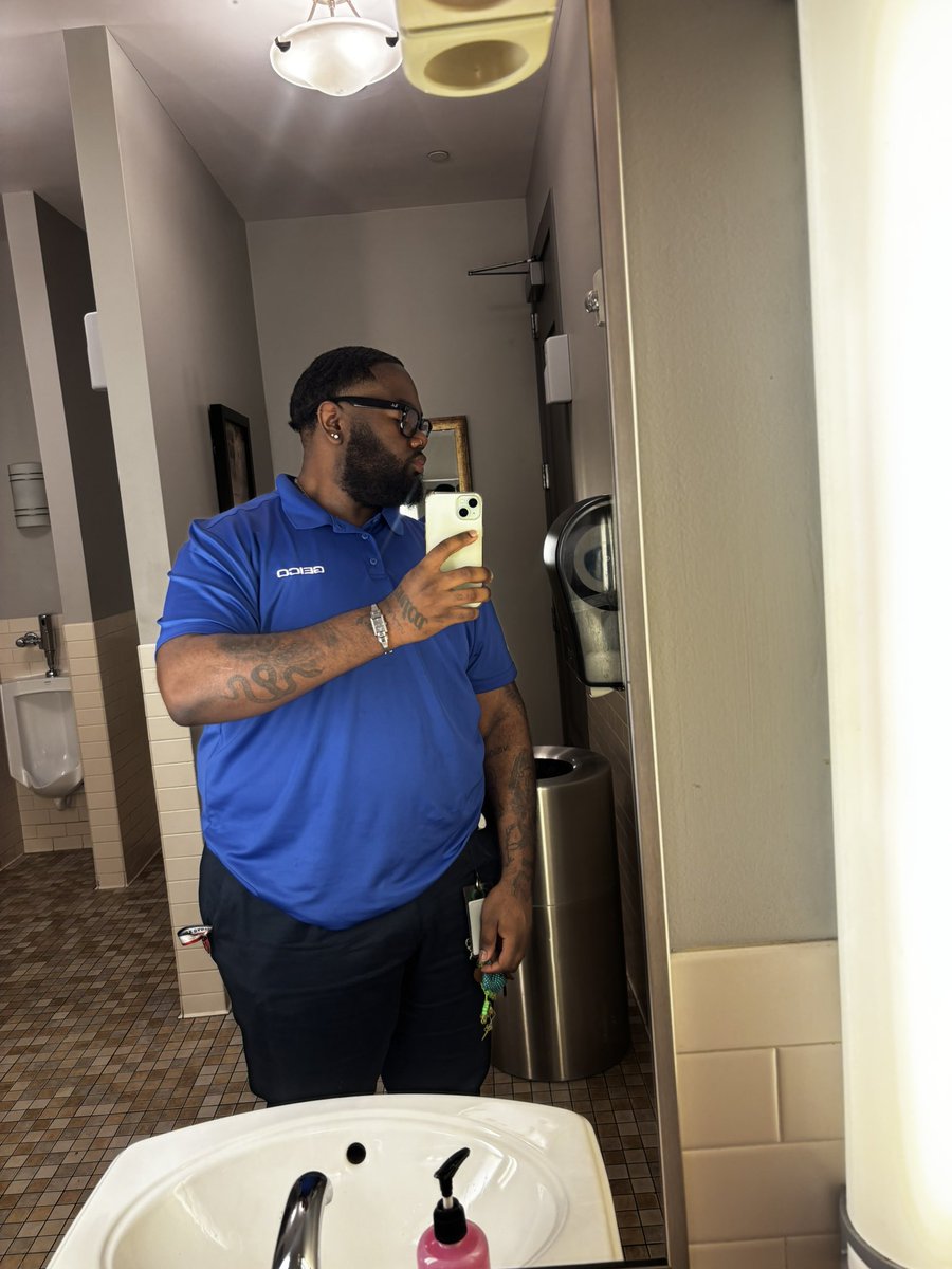 𝖏𝖚𝖘𝖙𝖔𝖔 𝖉𝖆 𝖑𝖔𝖗𝖉𝖊⁶ tweet media