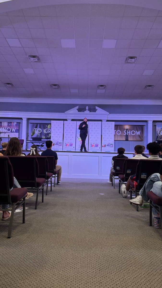 Maddie Lawrence tweet media