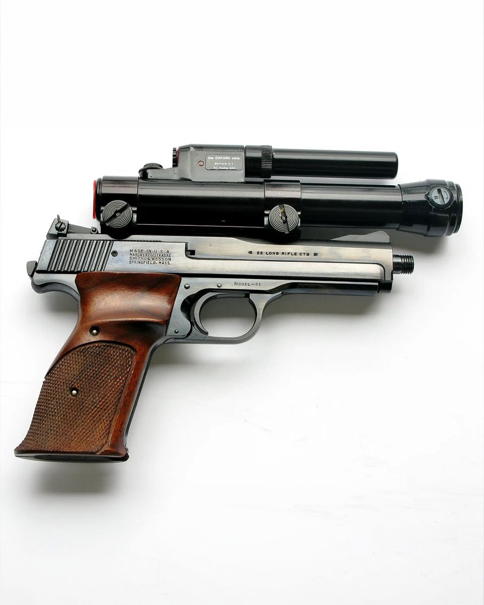 Smith & Wesson Inc. tweet media