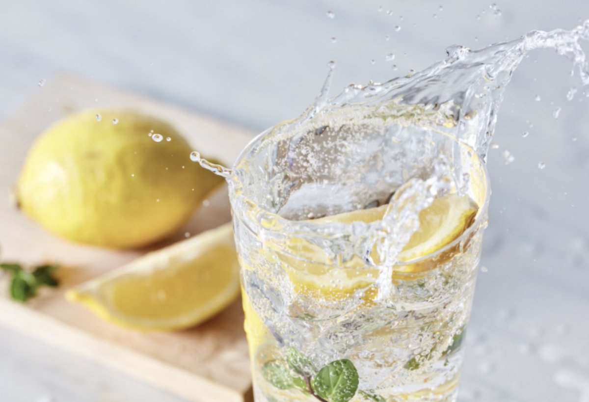 GeneticLiteracy's tweet image. Social media is rife with #misinformation about various tricks to improve your digestion and gut microbiome. For Colon Cancer Awareness Month, Dr. Roshini Rajapaksa, a gastroenterologist @nyulangone, shared some of the top digestive health myths.  
geneticliteracyproject.org/2026/03/26/sto…