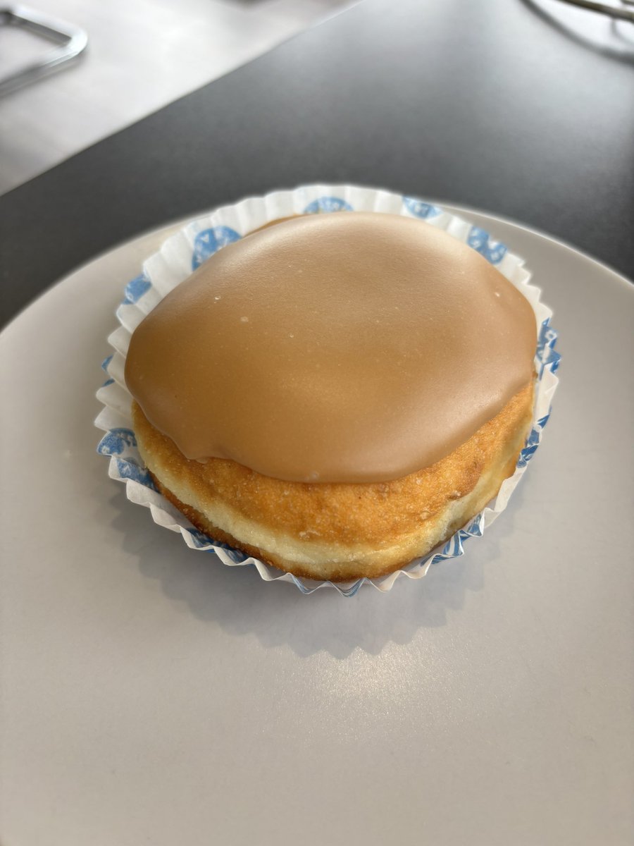 pauline44's tweet photo. Get in my tummy ๐๐
#Stephens #doughnut https://t.co/ZEsED0LXbr