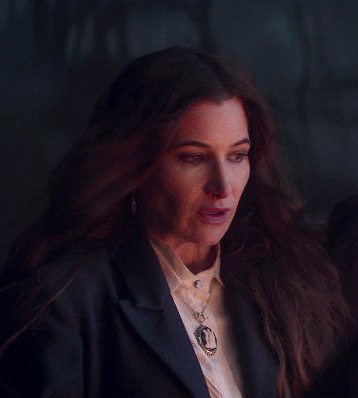 karly Ი︵𐑼 tweet media