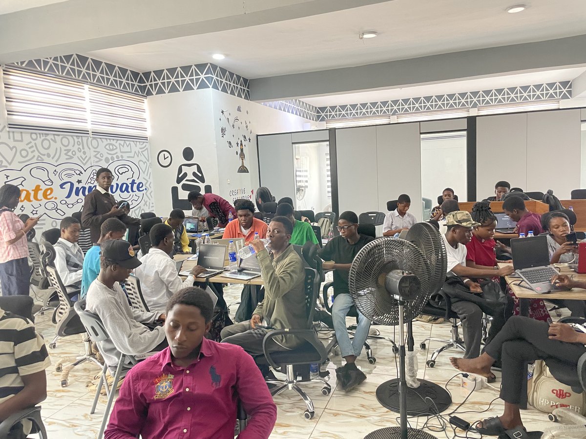 Glory Olaifa tweet media