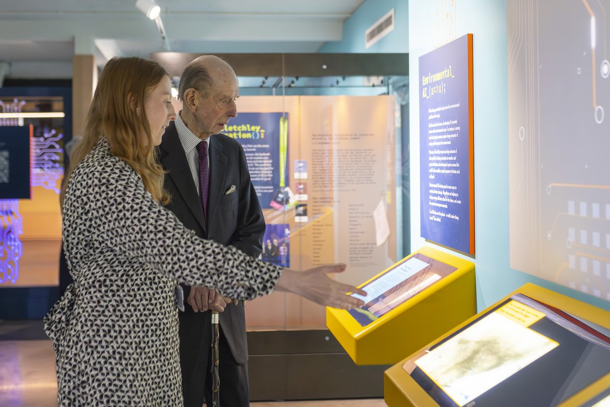 The Royal Family tweet media