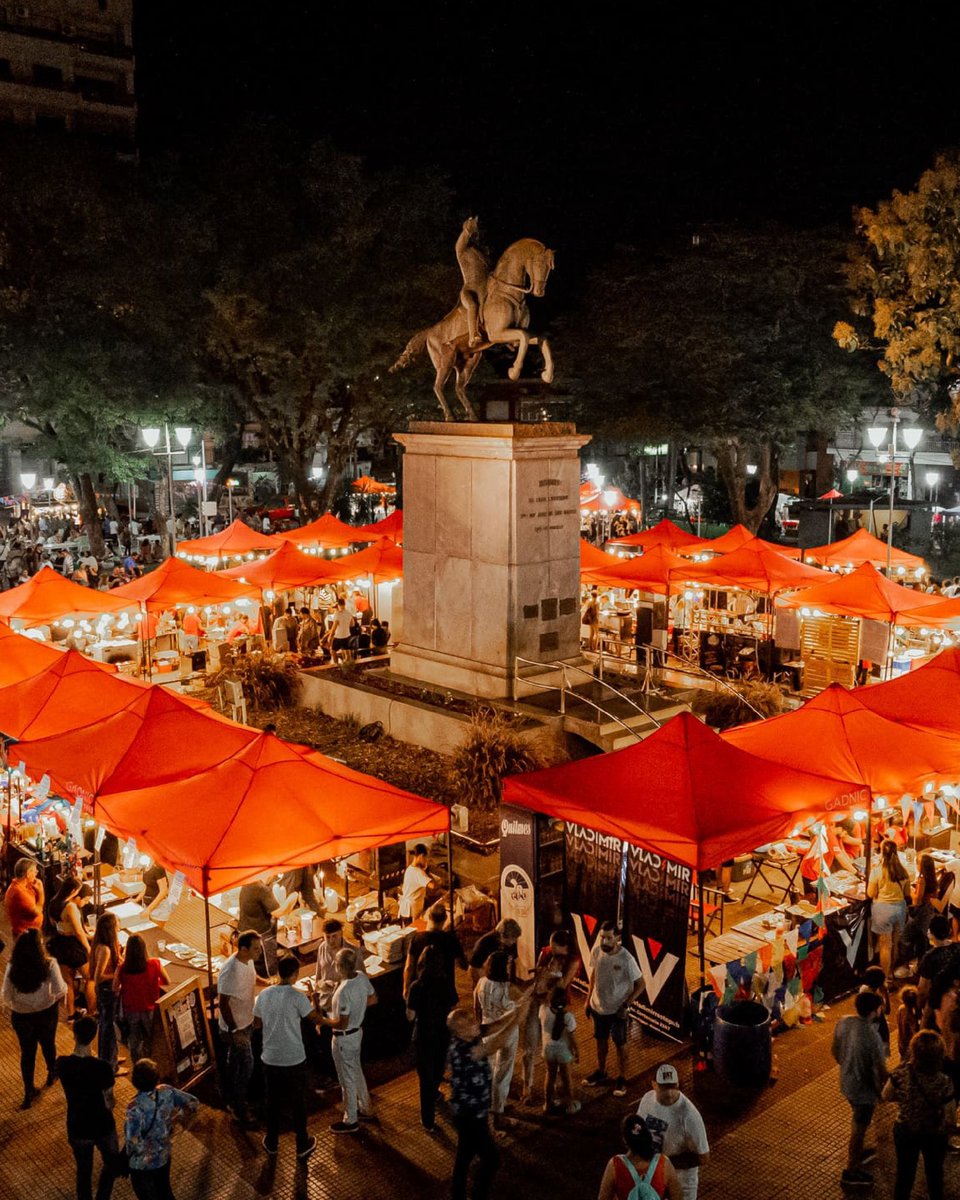 Lanzamos la 11° edición de El Reventón Posadas, del 9 al 12 de abril, con descuentos especiales, opciones de financiamiento, espectáculos en vivo y una feria gastronómica en el microcentro. 🛍👏🏻

👉🏻 Es una alegría ver cómo, con el paso de los años, esta propuesta se sostiene y