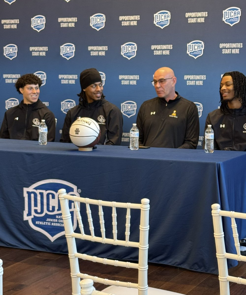 Coach Nac tweet media