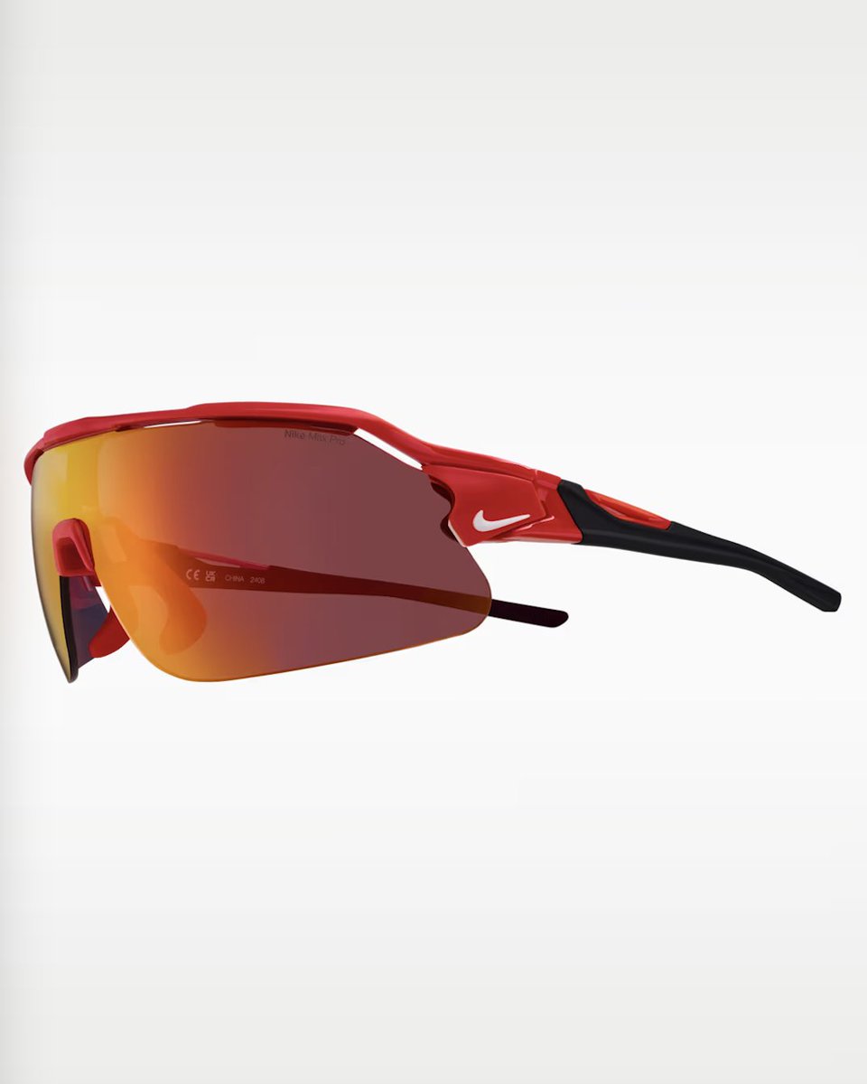 snkr_twitr's tweet photo. AD: Nike Flyfree Shield Engineered Field Tint Sunglasses on Nike US

Shop -> https://t.co/ixidxNhZCs https://t.co/uzUfWPvgCl