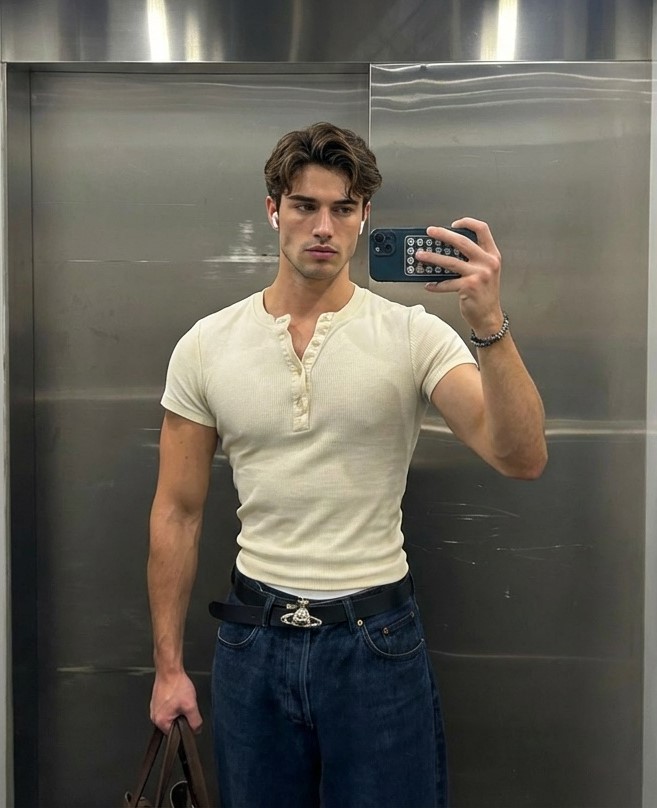 I am Luca tweet media