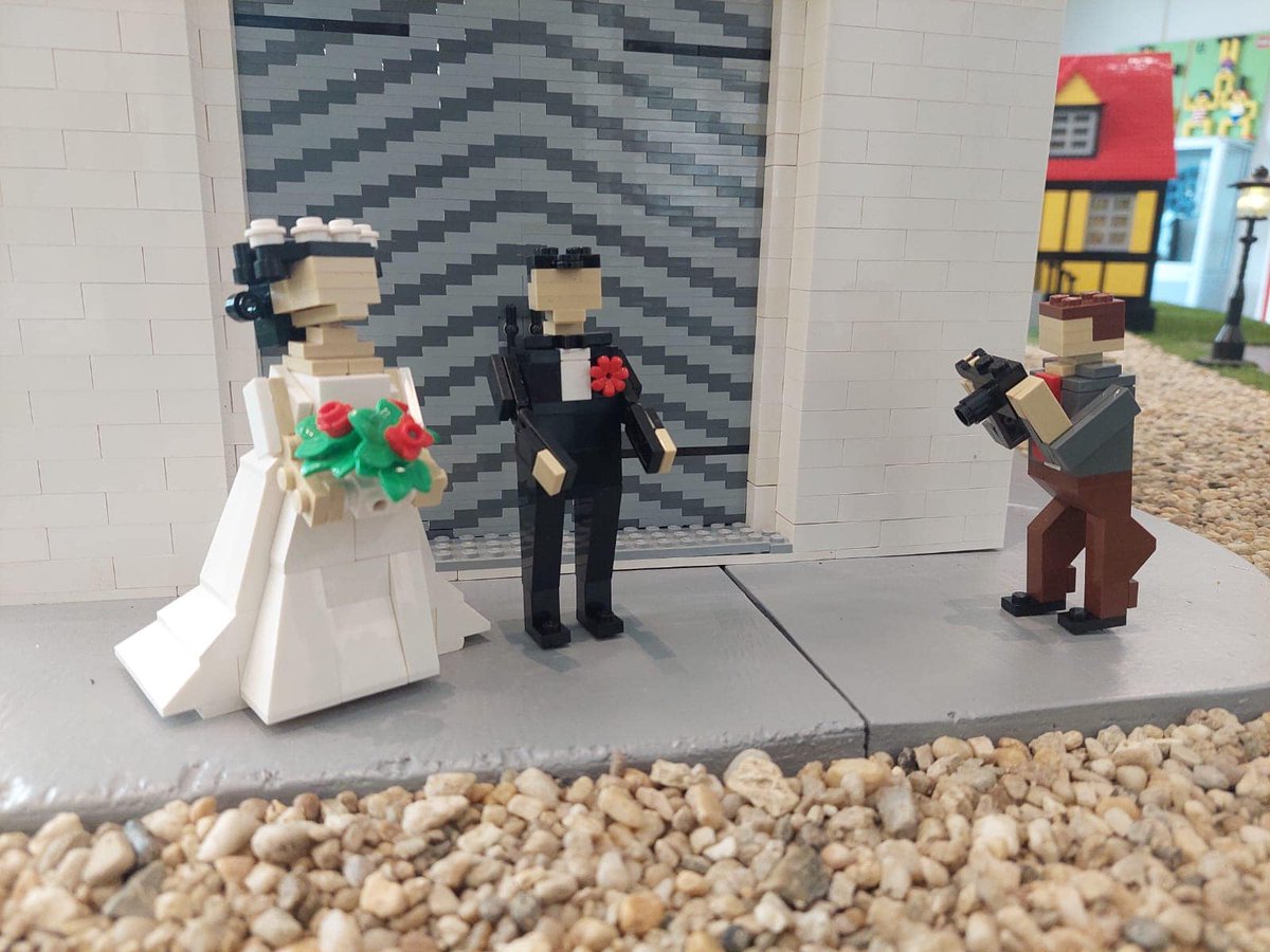 InfoLeek.nl tweet media