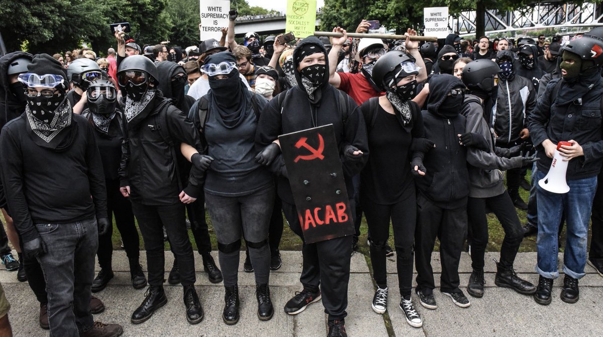 Hevelius tweet media