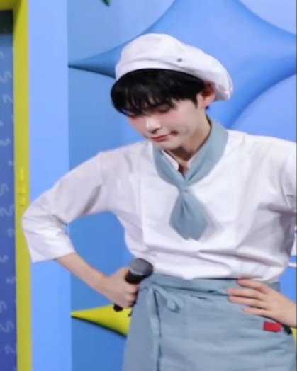 공딩이._. tweet media