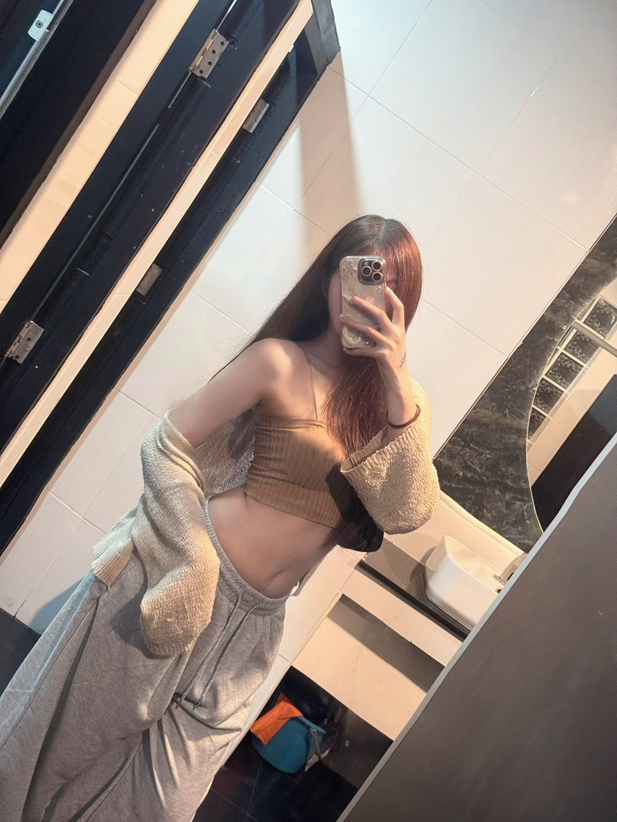 aaahC ttilA tweet media