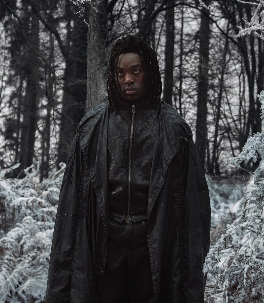 Kaina 𖤐 tweet media