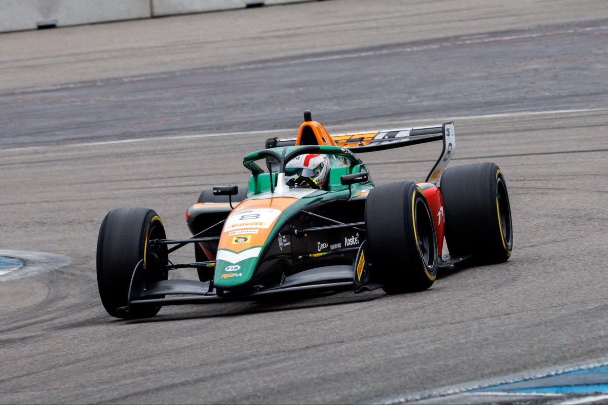 jan_przyrowski's tweet image. Pierwsza tura przedsezonowych testów na Hockenheimringu już za mną 🤩

Podczas dwóch sesji byłem odpowiednio na P4 i P2 🔥

🇬🇧 The first round of pre-season testing at Hockenheimring is behind me 🤩

During the two sessions, I was in P4 and P2, respectively 🔥

#Testing #FREC