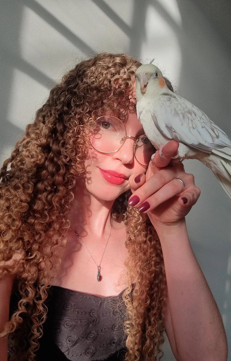 Alice Dias tweet media