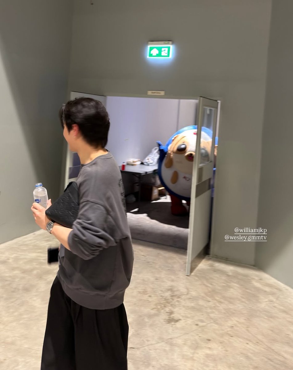 𝑛𝑎𝑛𝑎 ◡̈ tweet media