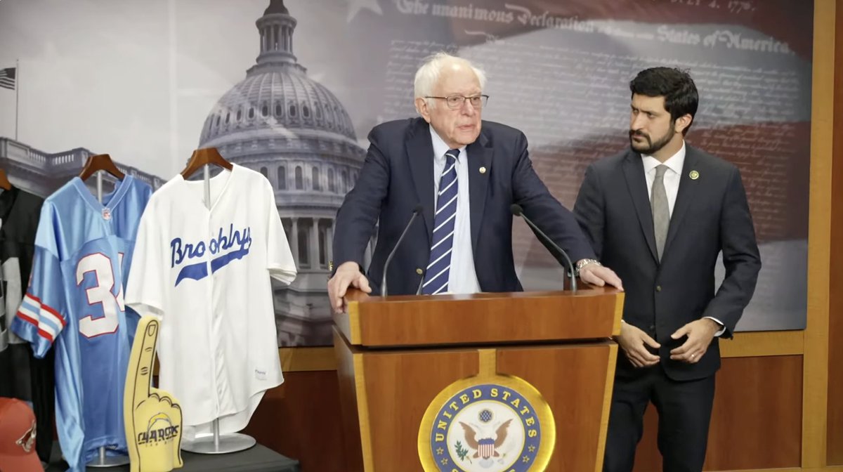 Dan Moore tweet media