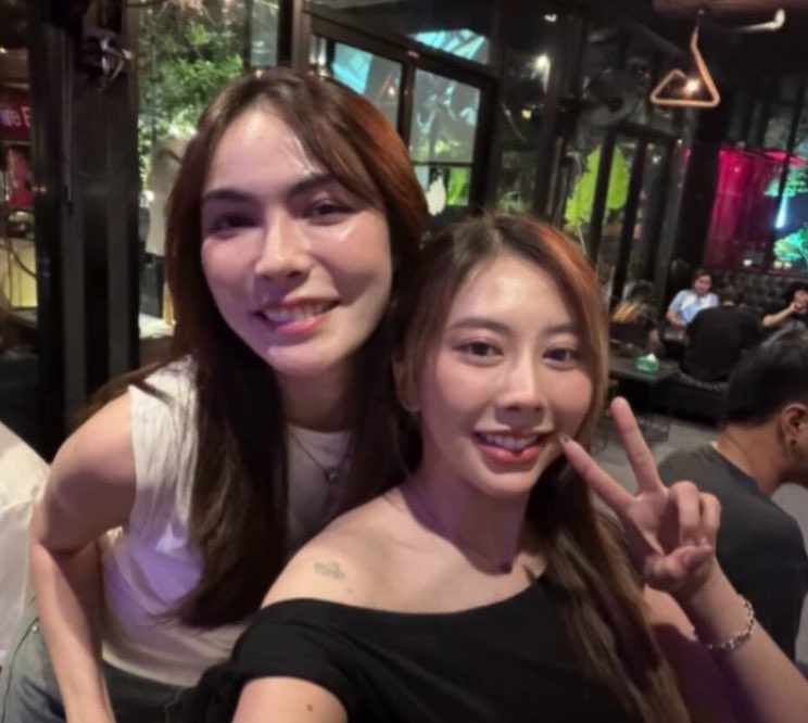 alif/✿ tweet media