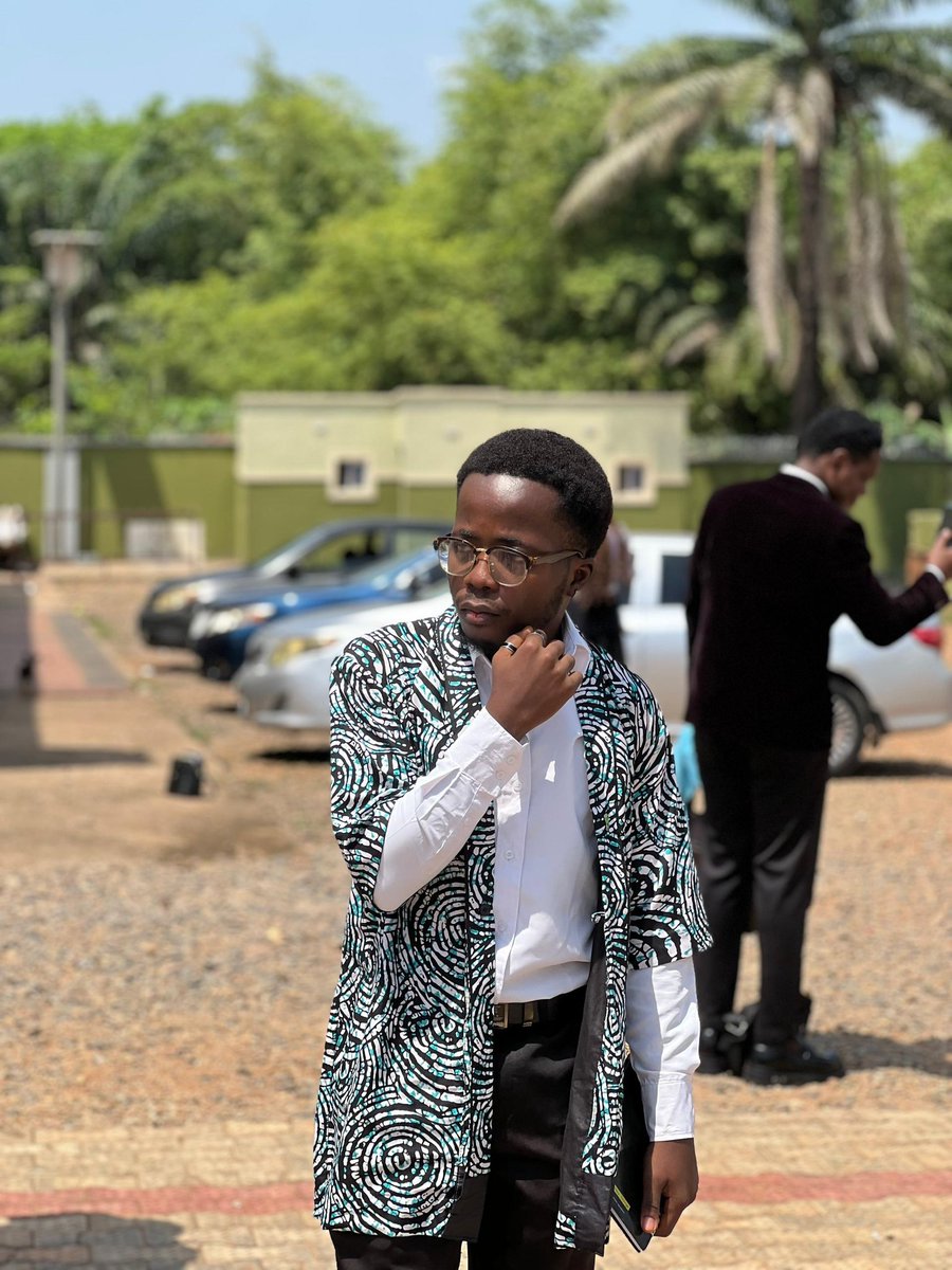 The Prof📸🚀 tweet media