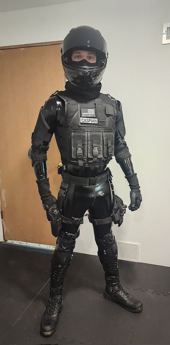 Caspian Wolfe tweet media