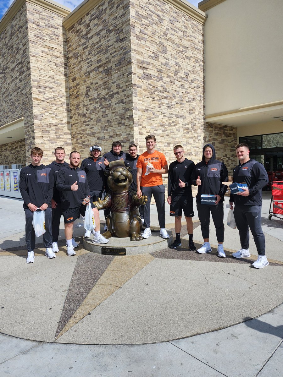 UPIKE FOOTBALL tweet media