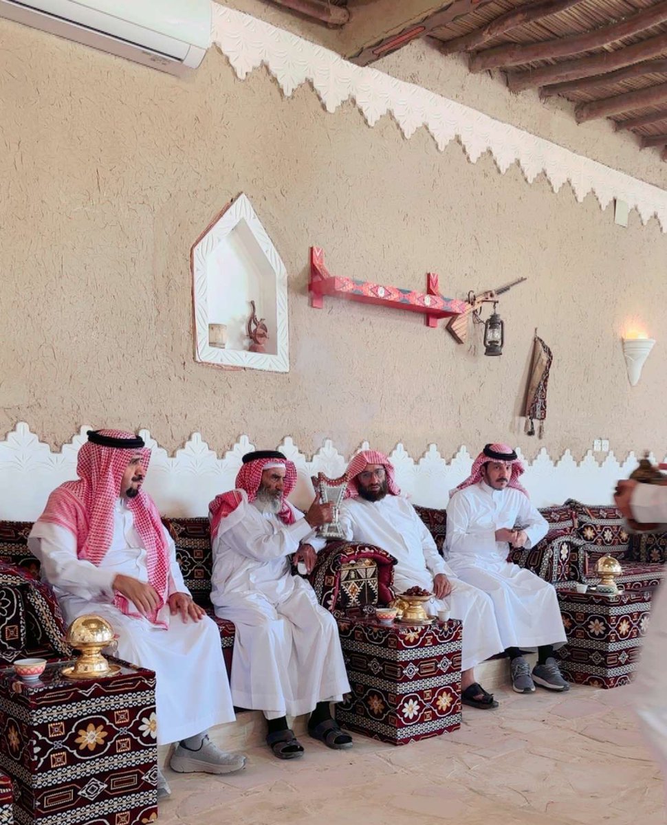 سعد بن سلطان بن ذيب tweet media