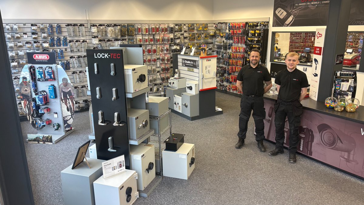AldridgeSec's tweet image. 30+ years with Lock-Tec says it all 👀 Stock ready, support on site, next day delivery 🚚 Read more aldridgeauto.co.uk/news/exception… #LocksmithLife #AutoLocksmith #TradeOnly #SecurityTrade #AldridgeSecurity