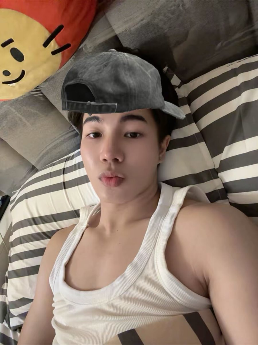 f.phumin_fowke tweet media