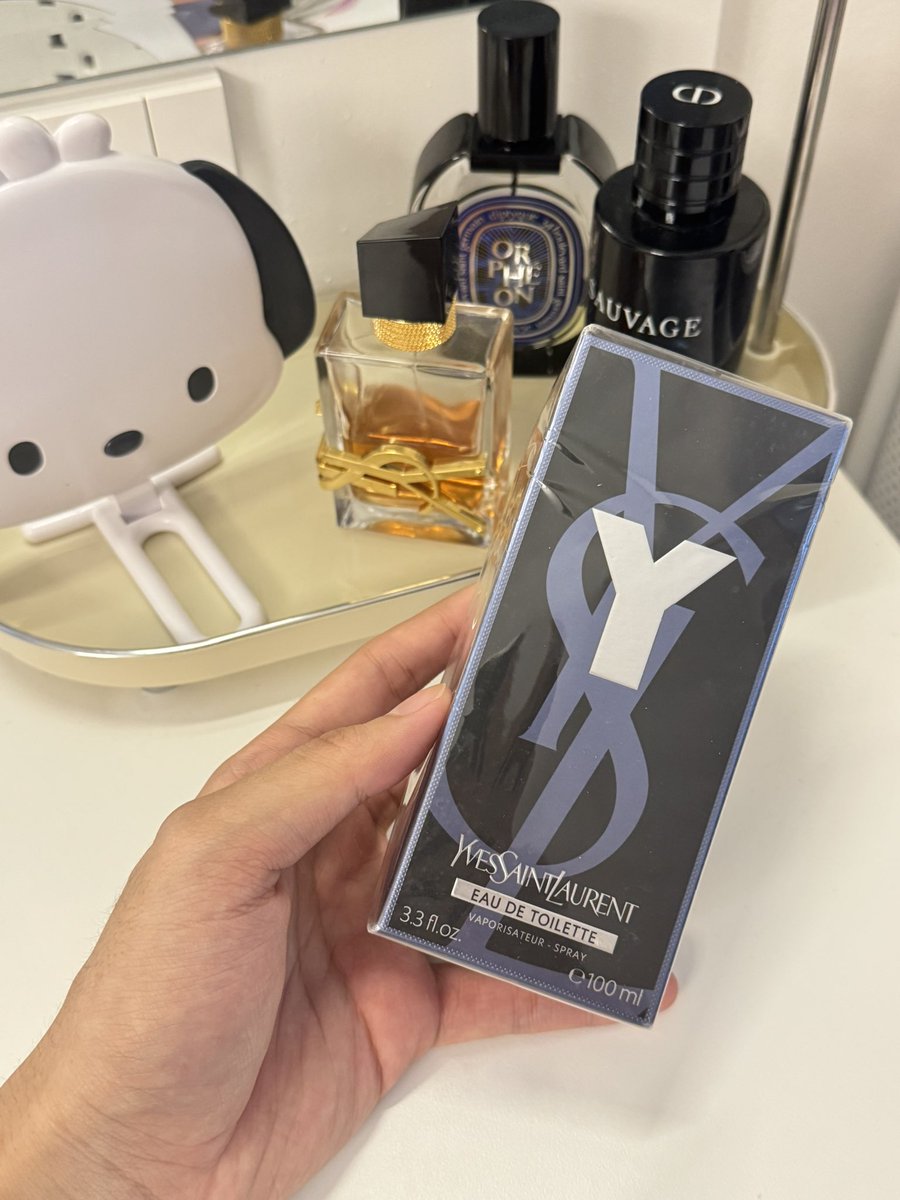 f.phumin_fowke tweet media