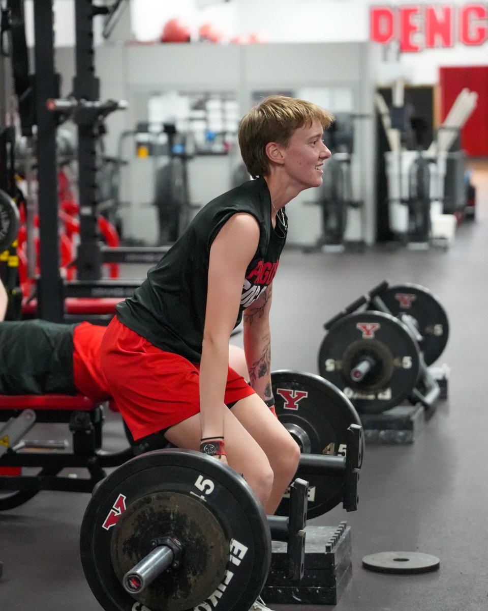 YSU Women's Soccer🐧 tweet media