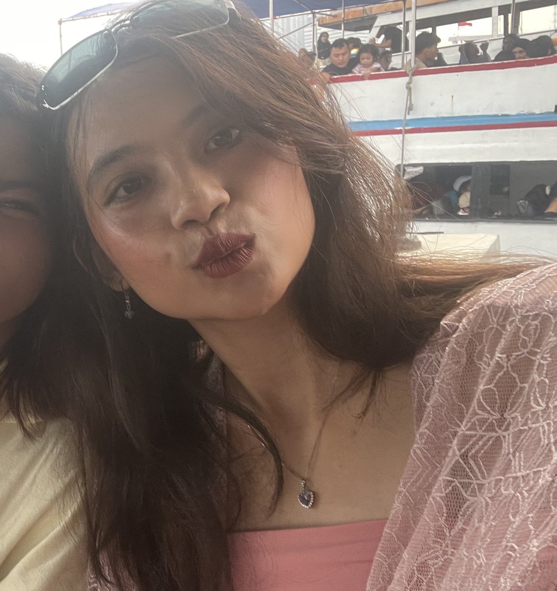 liza tweet media