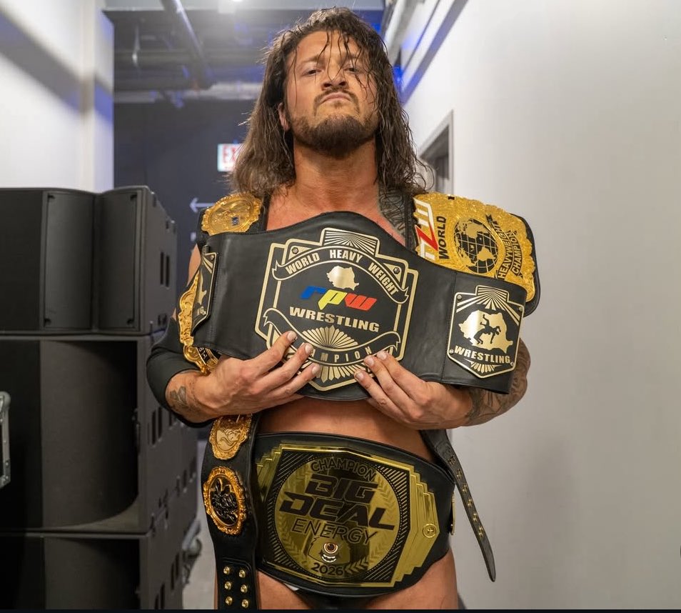 Wrestle Knight #WeWantKross ⏳⭕ tweet media