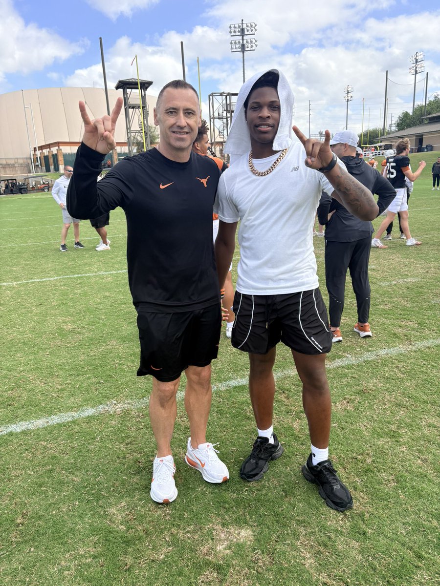 Nafis Pickett tweet media