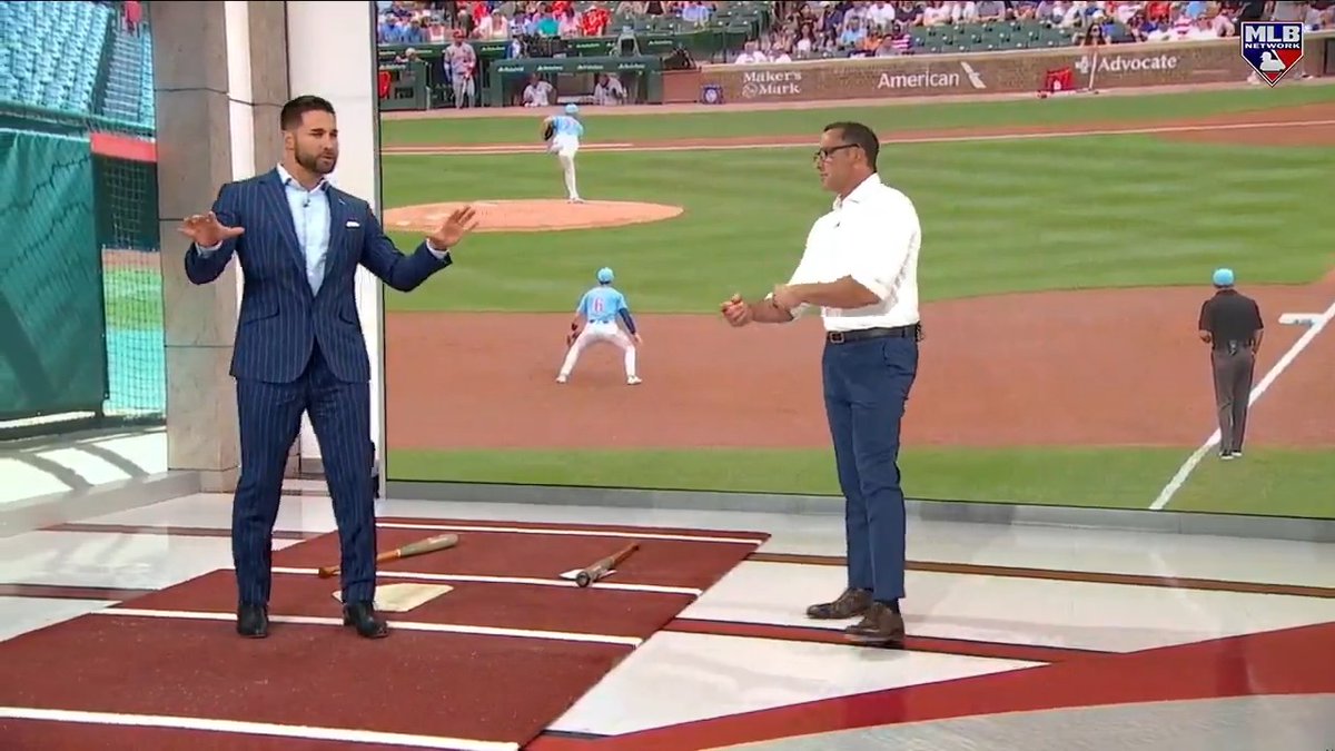 Kevin Kiermaier 🤝 Pete Crow-Armstrong
The 4x Gold Glove winner explains what makes the @Cubs CF so prolific defensively.