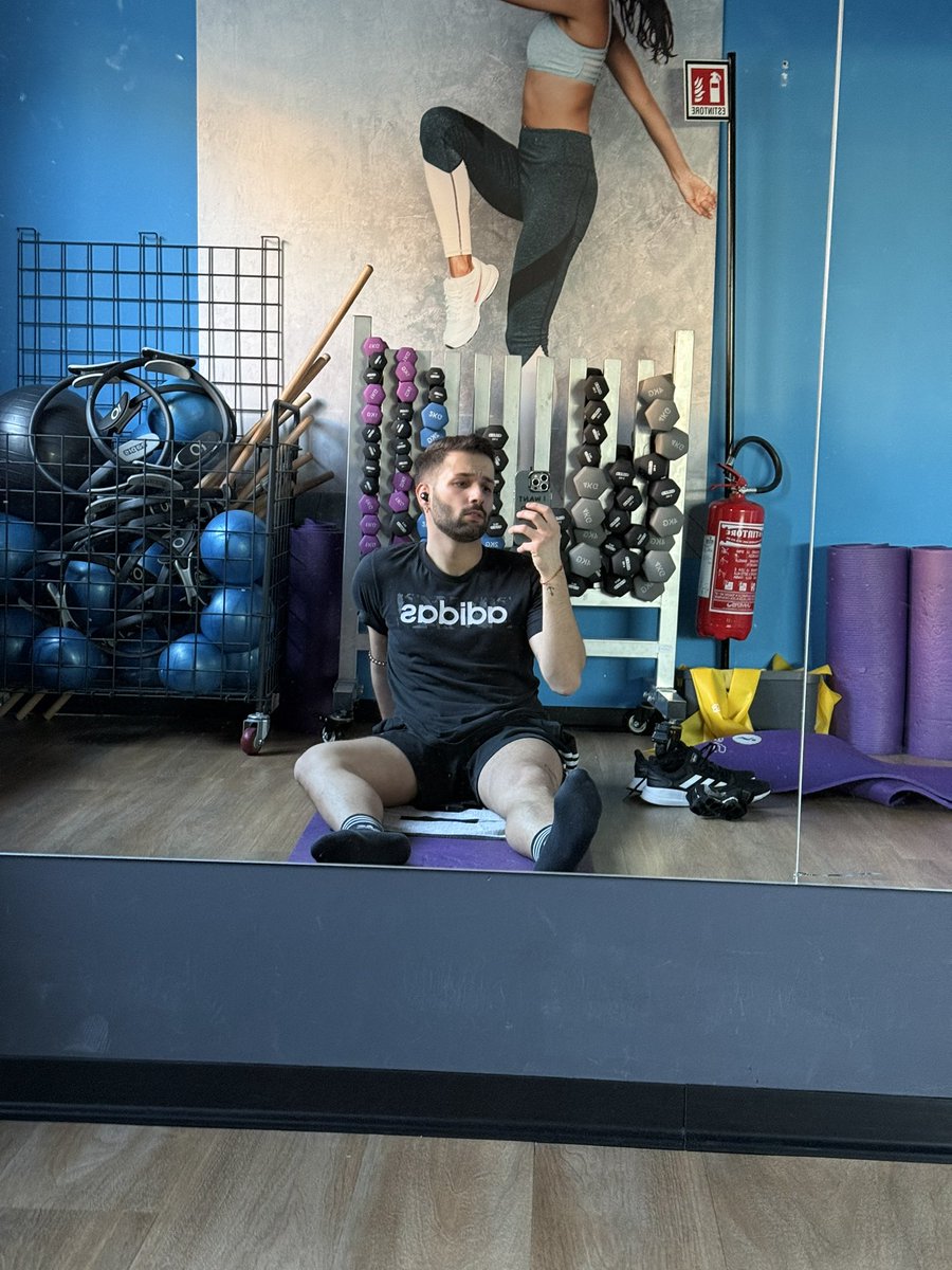 Luca ⚓ tweet media