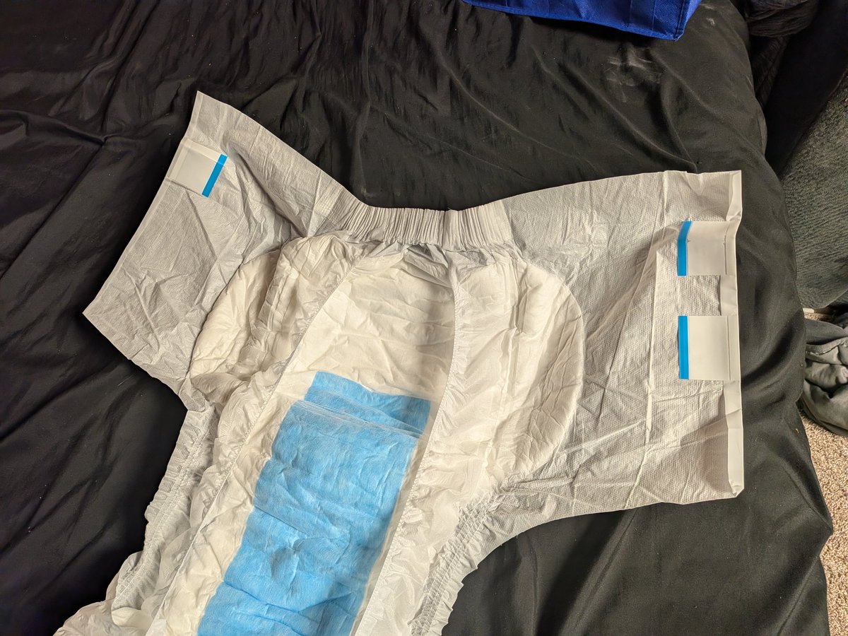 Carver (carverthemoth.bsky.social) tweet media